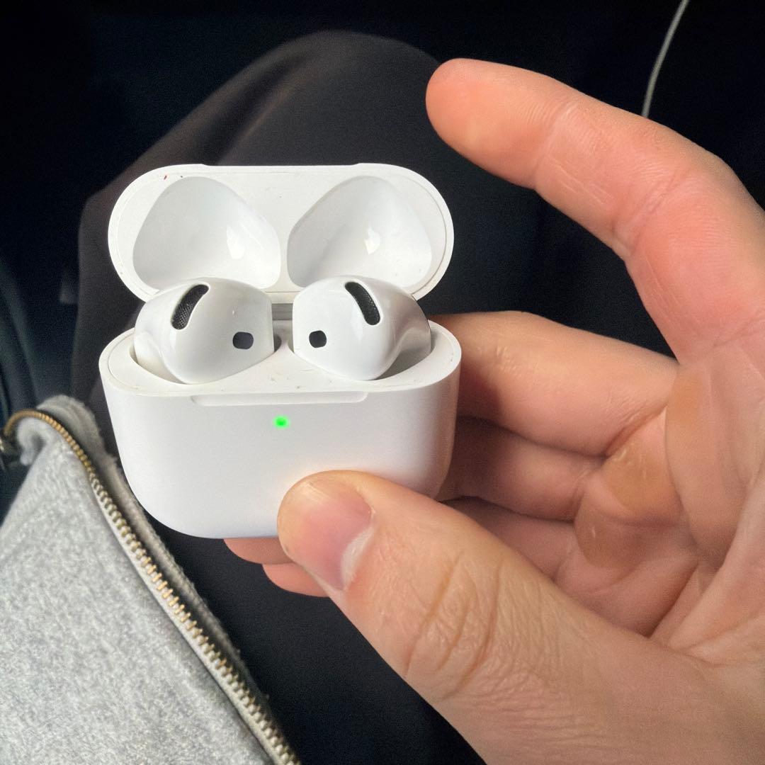 AirPods 本体 ホワイト