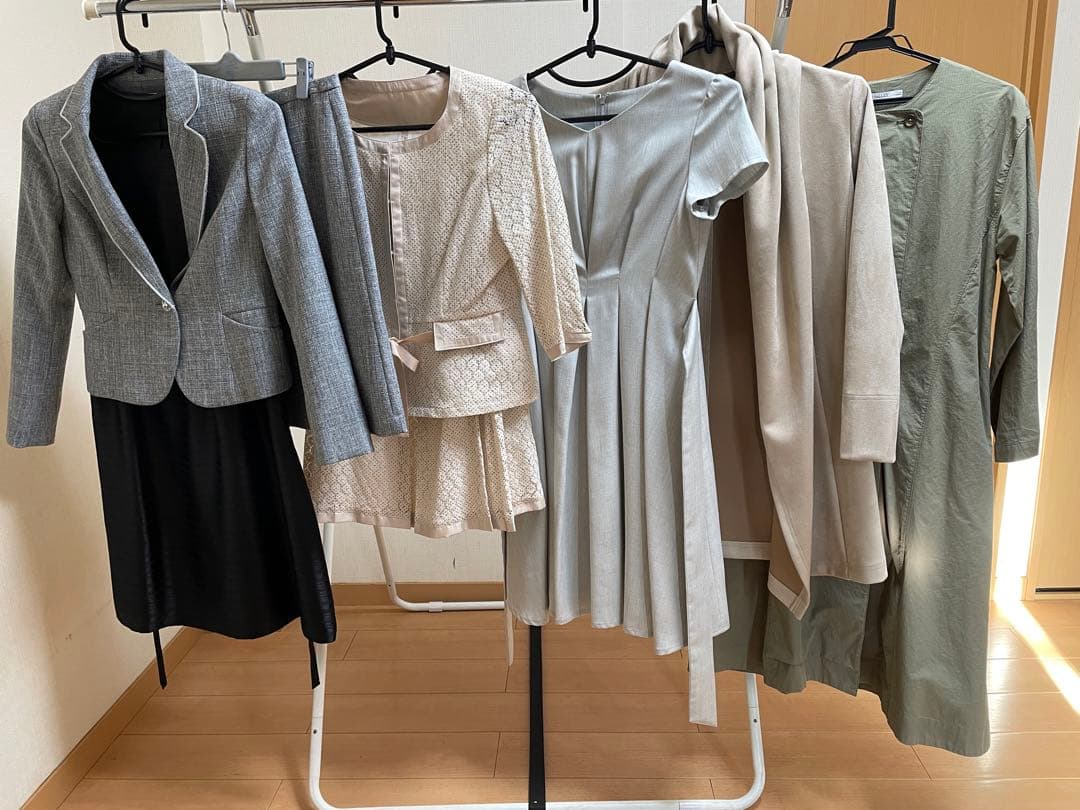 Cocoです。まとめ売り　レディース服