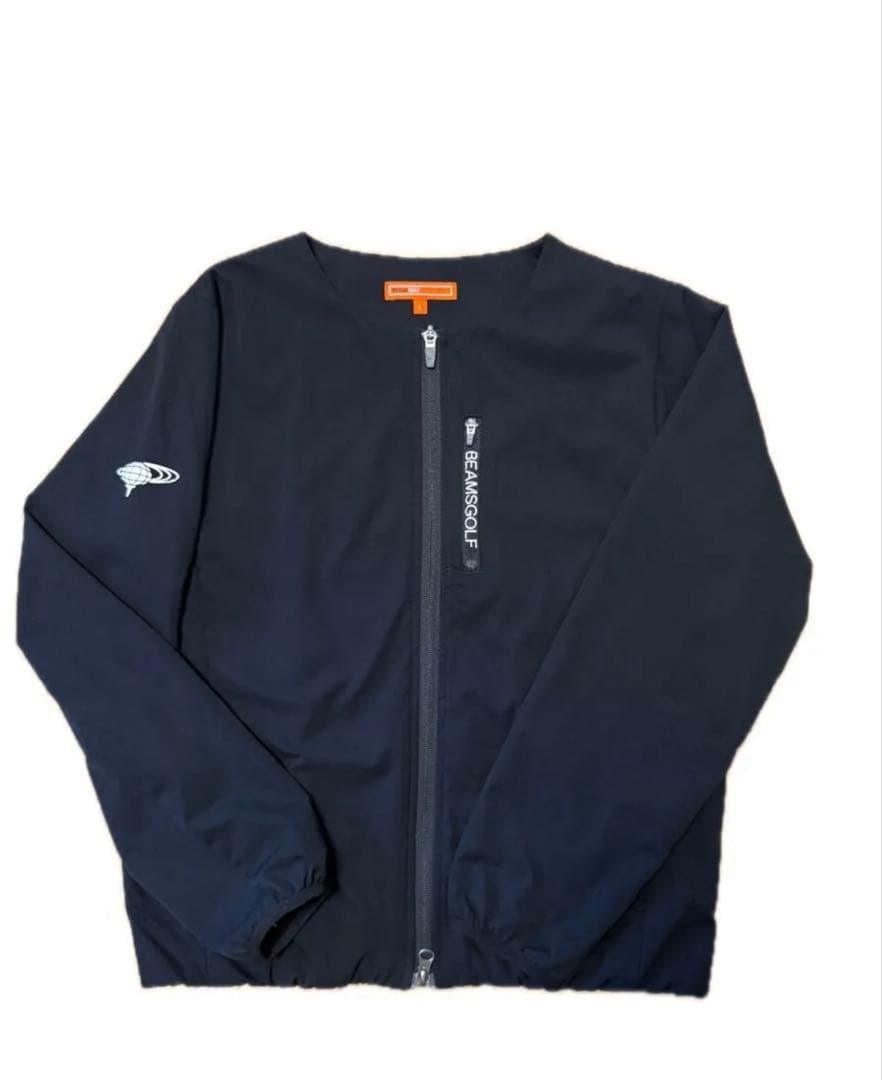 ビームスゴルフ ノーカラーブルゾン 中綿 ブラック 高ストレッチ