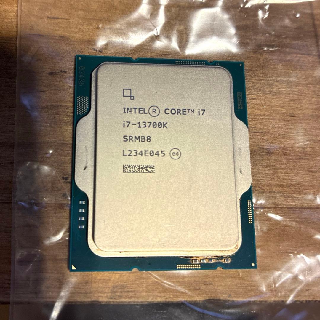 intel Core i7 13700K CPUのみ
