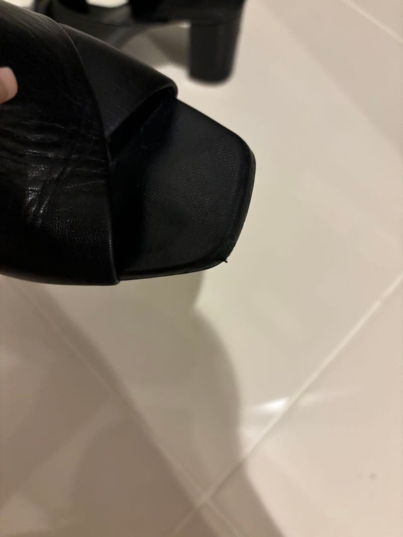 【YSL】イヴサンローラン　ブラック クロスストラップ ミュール