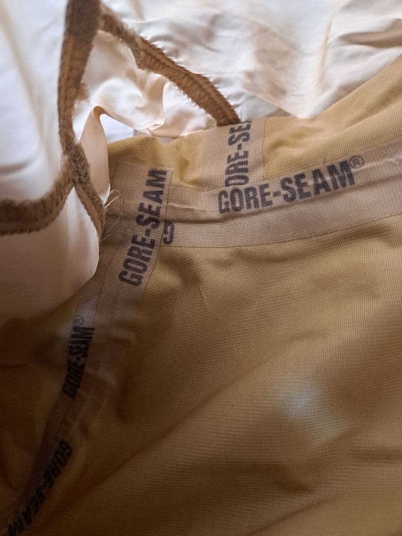 ECWCSデザートカモゴアパーカー