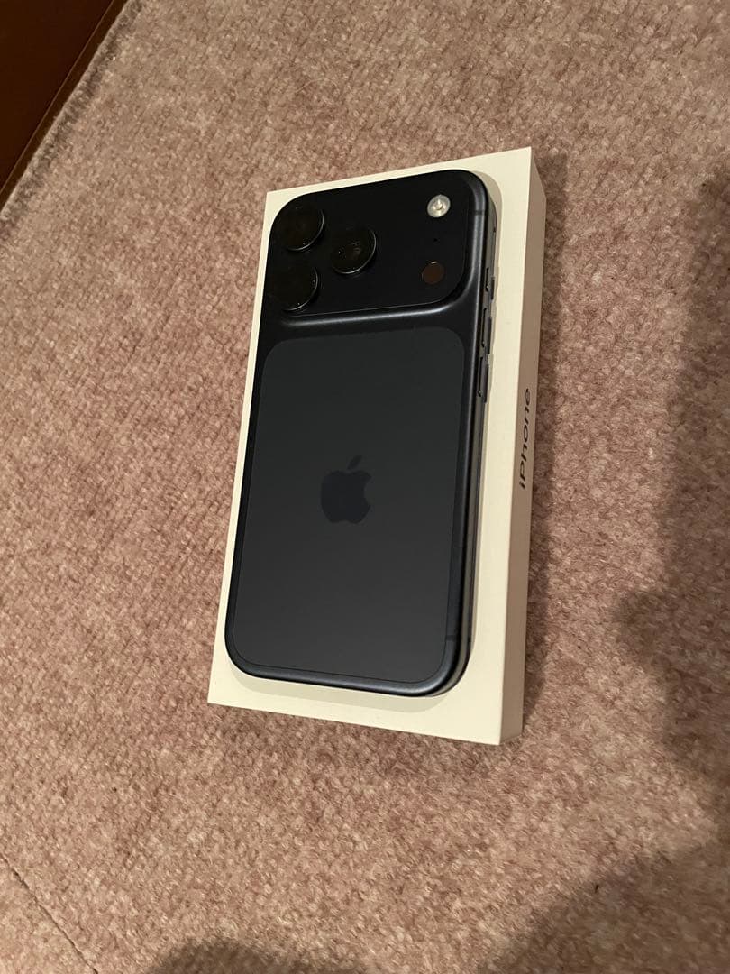 【新品同様品】Apple iPhone 17Pro 256GBディープブルー