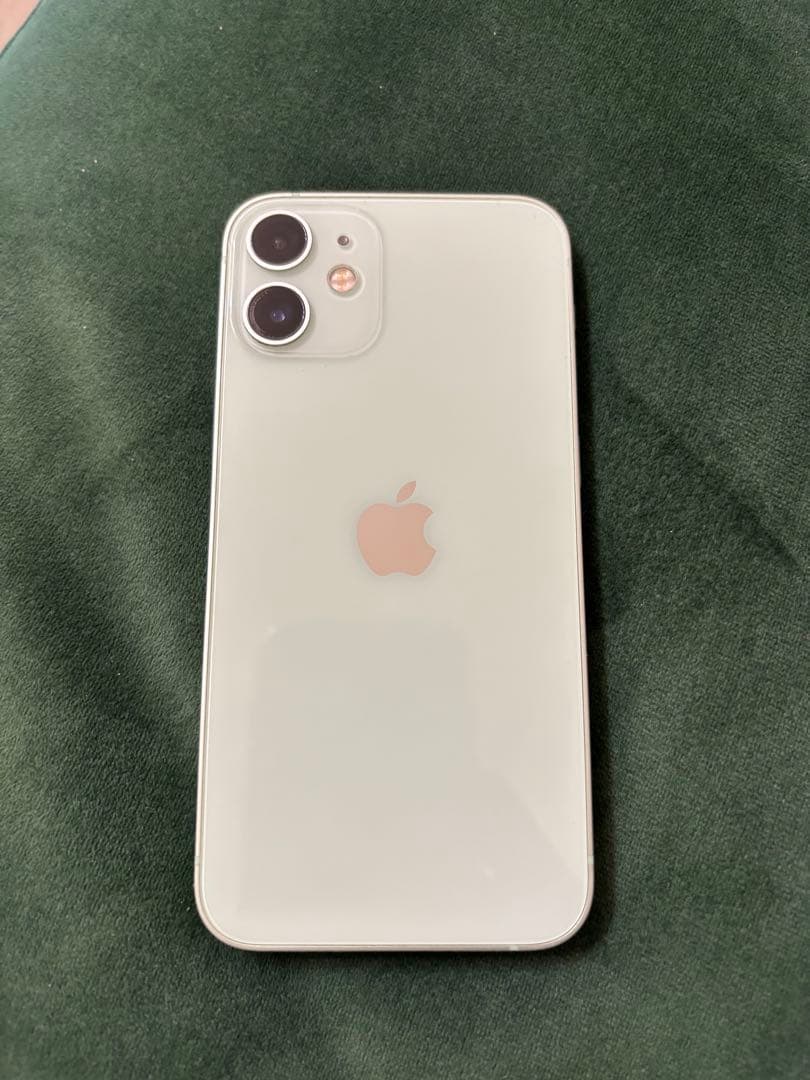 Apple iPhone 12 mini 64GB バッテリー76%