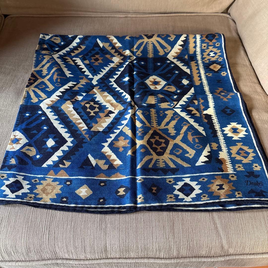 Drake's ストール