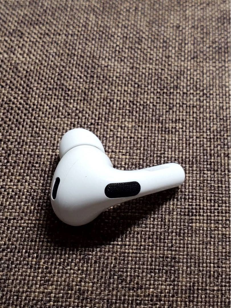 右耳 Apple AirPods Pro 第2世代 正規品 片耳584