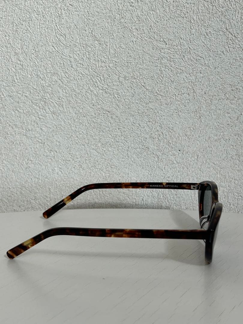 【別注】＜KANEKO OPTICAL＞キャットアイ サングラス