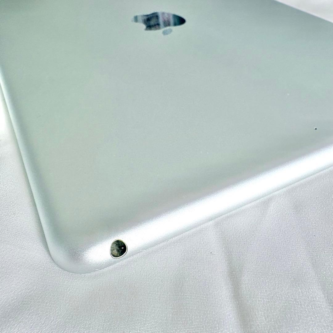 iPad 第7世代 128GB Wi-Fi シルバー 本体 47%動作確認済