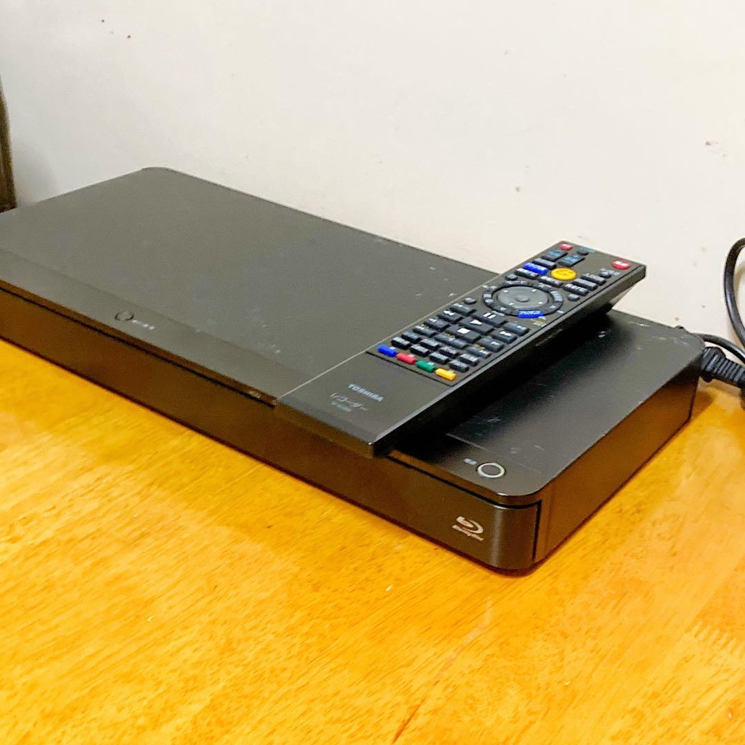 TOSHIBA 東芝　ブルーレイレコーダー HDD 500GB 2チューナー
