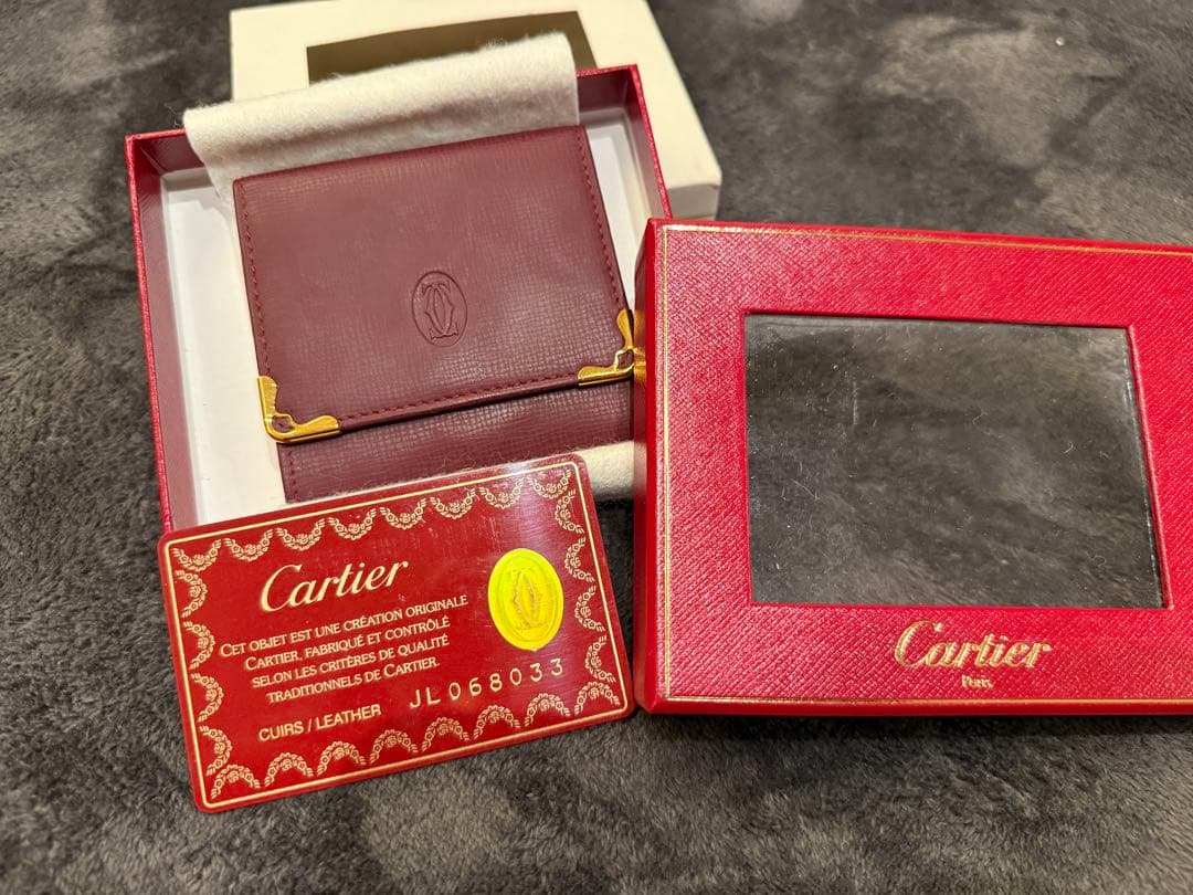 カルティエ　ケース