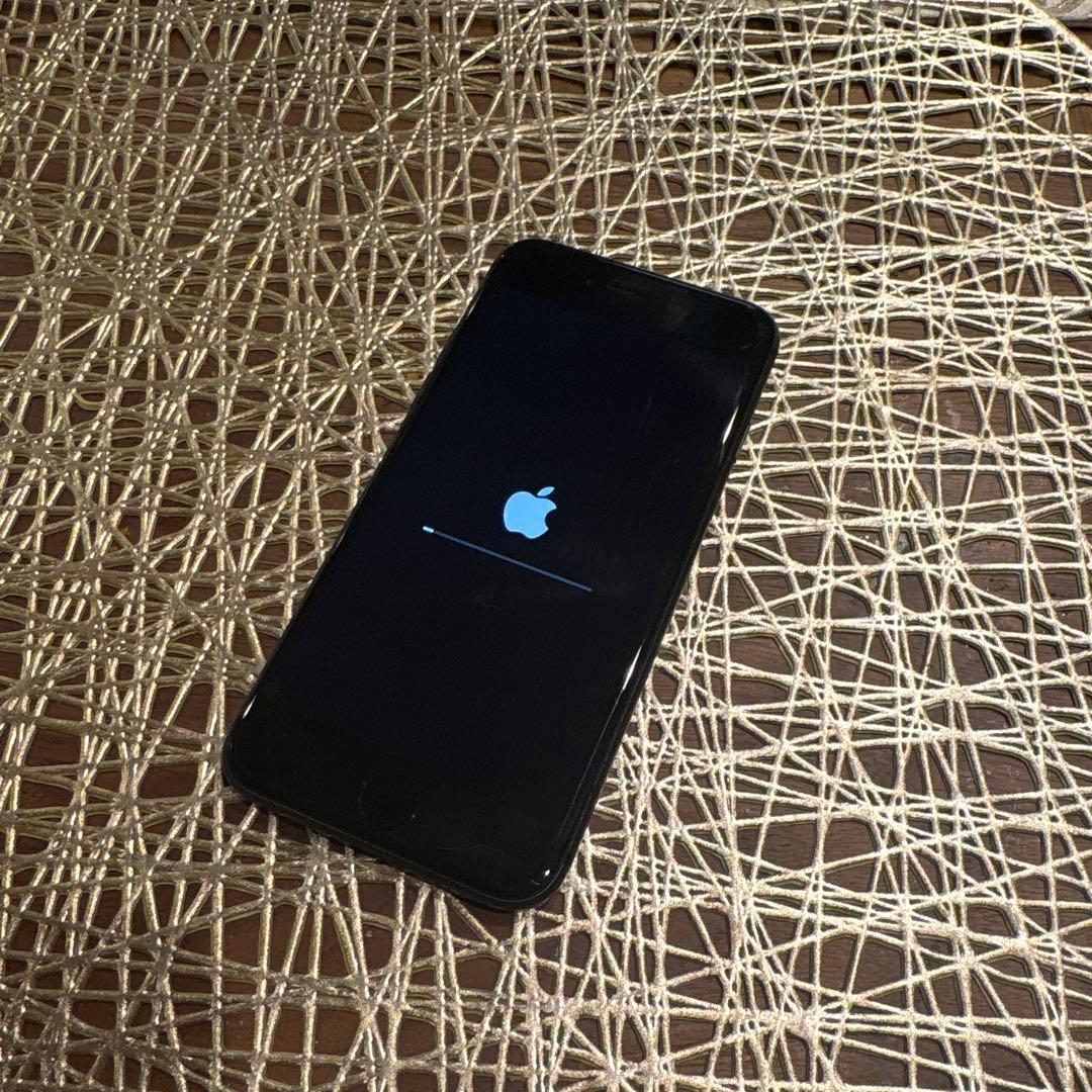 iPhone 7 ブラック ケース付き