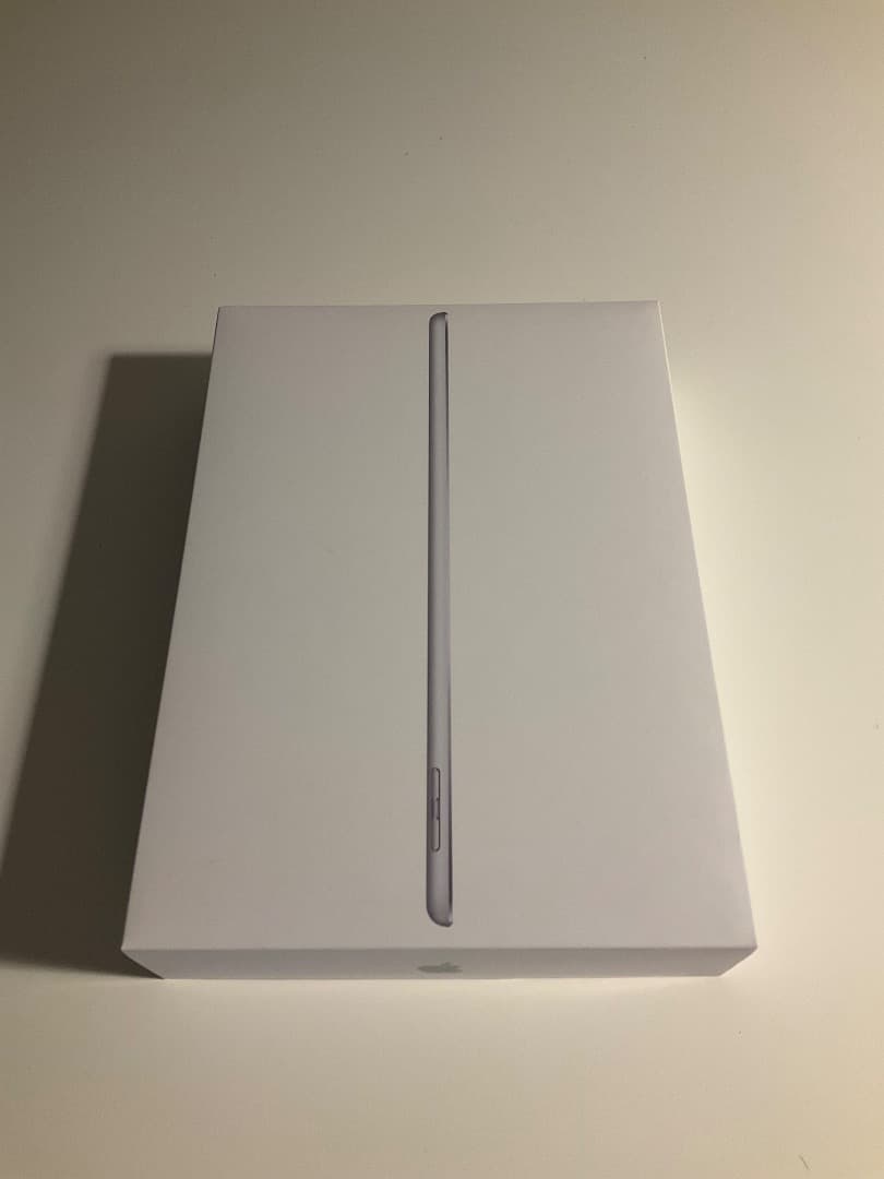 iPad (6th Generation) Wi-Fi 32GB シルバー