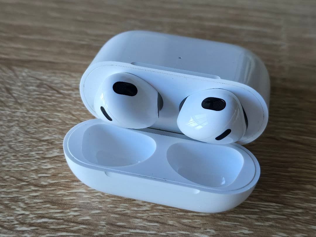 AirPods 第3世代 Apple正規品 MME73J/A