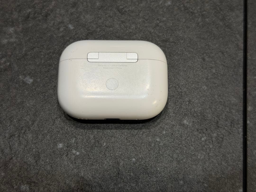 Airpods pro第二世代　本体・箱、付属品未使用品