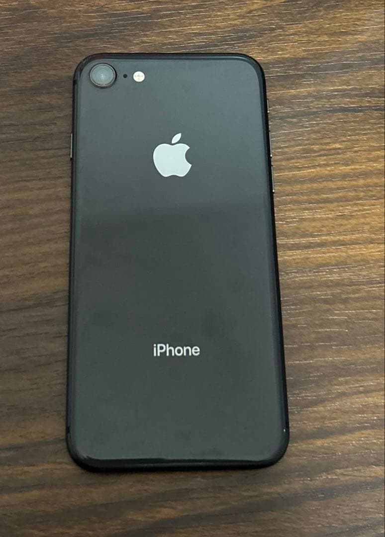 iPhone8 64GB スペースグレイ
