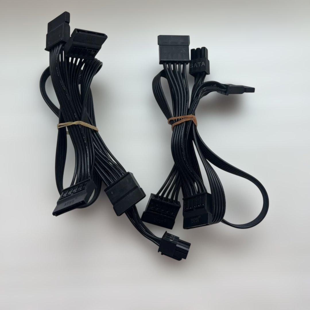 EVGA 1000 GQ 1000W 電源ユニット