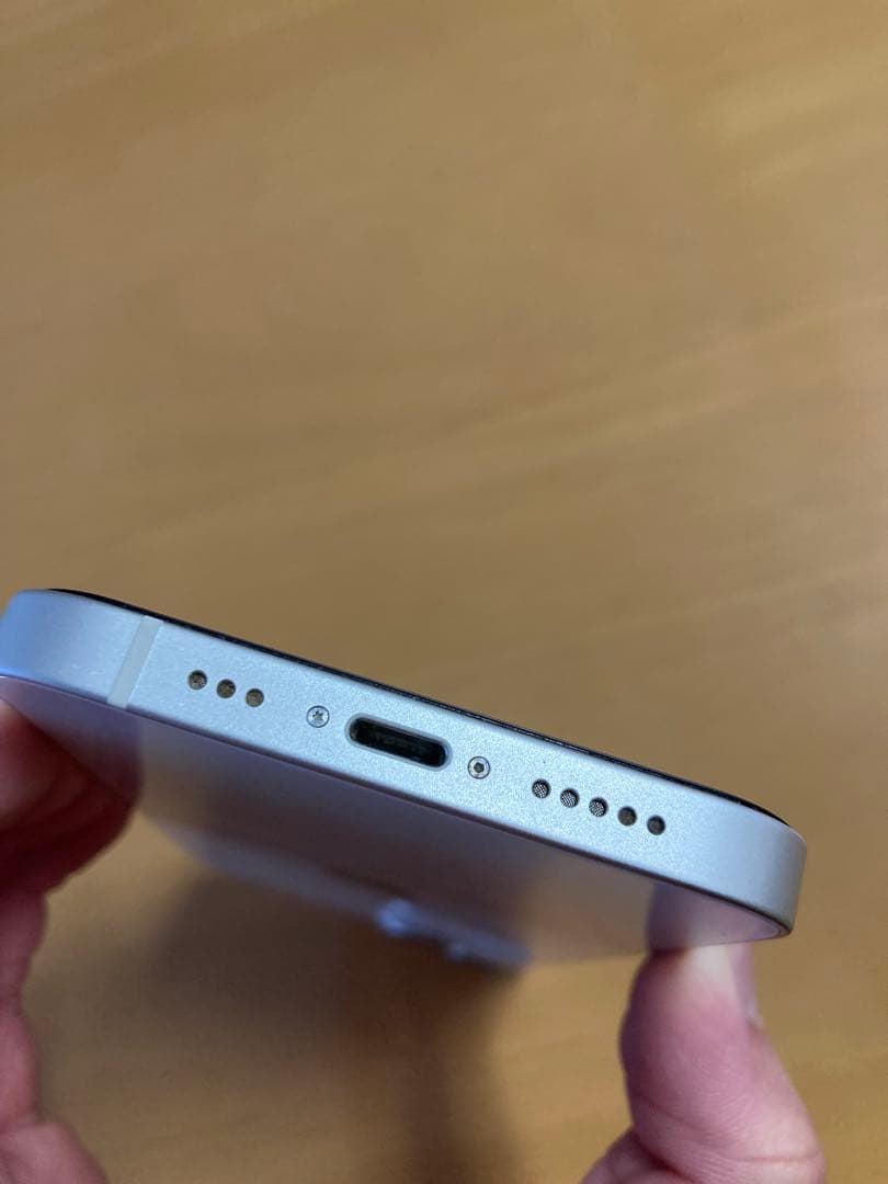 iPhone13 スターライ 128GB SIMフリー