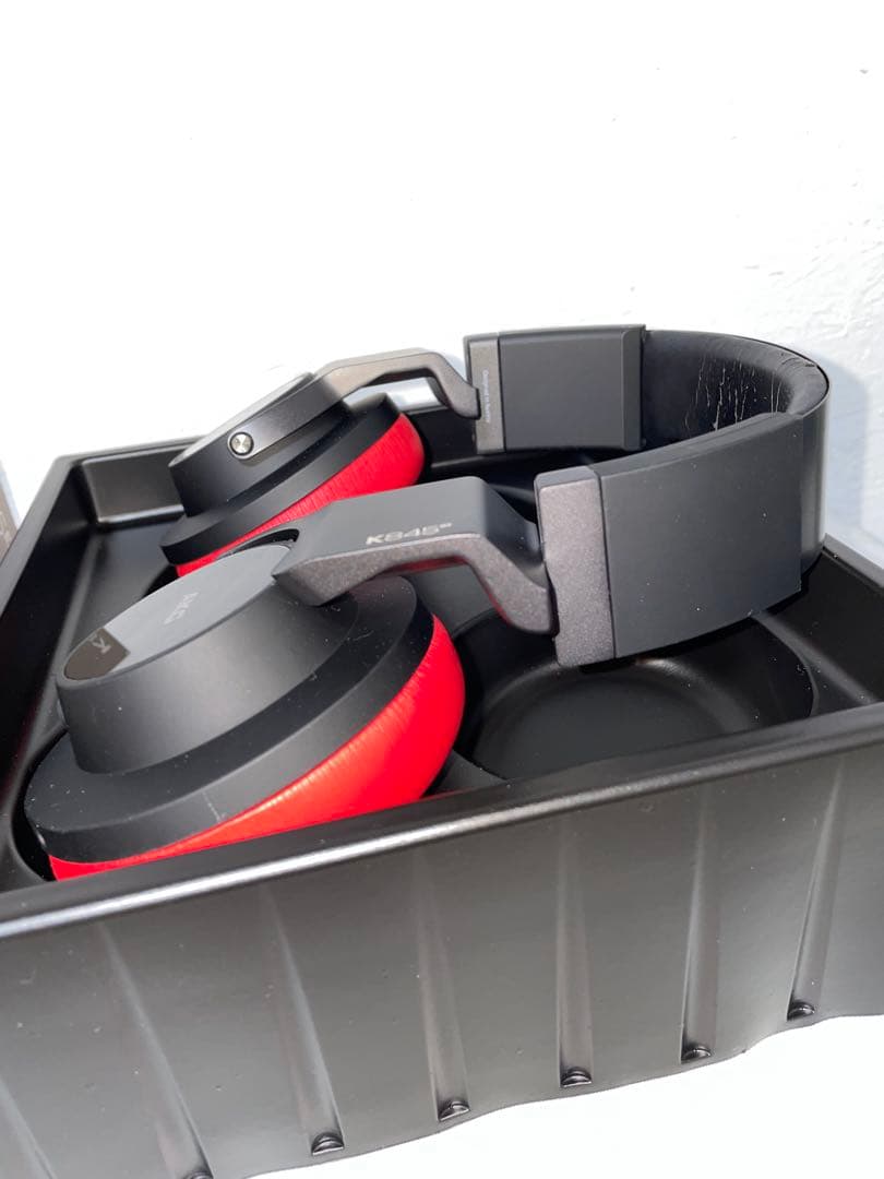 ペルソナ5 佐倉双葉 ワイヤレスヘッドホン AKG K845BT