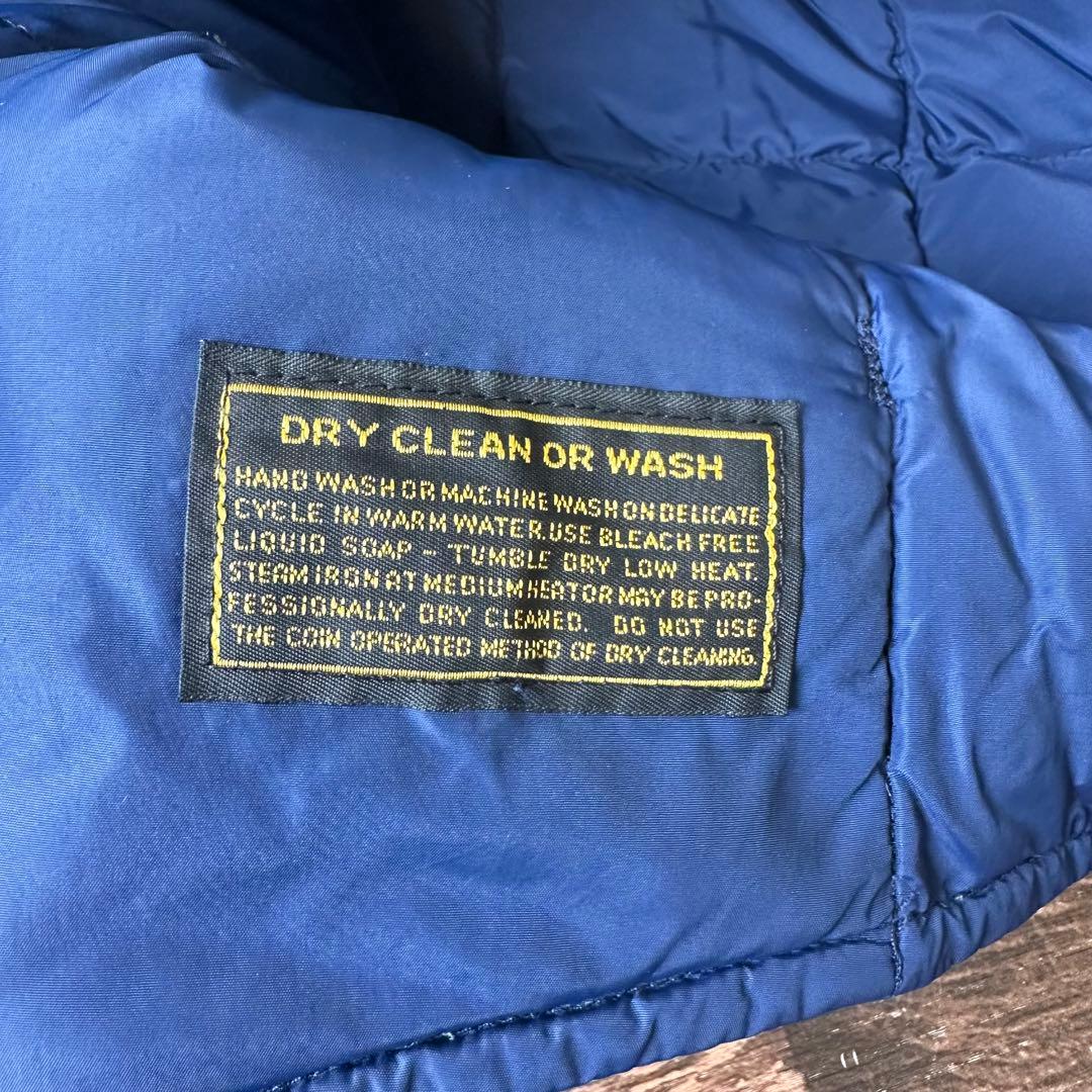 n*u様 80S ヴィンテージ　古着　エディーバウアー　黒タグ　ダウンベスト