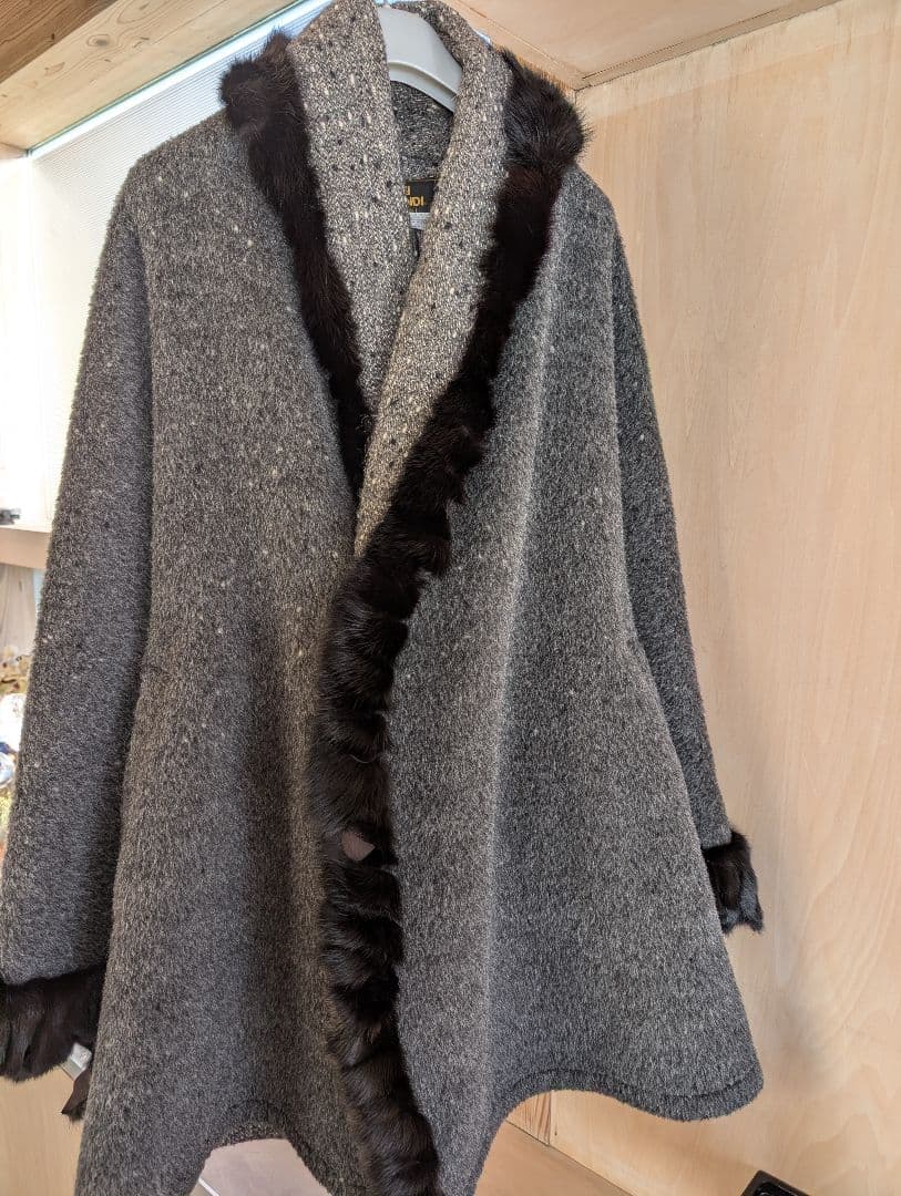 FENDIグレー コート