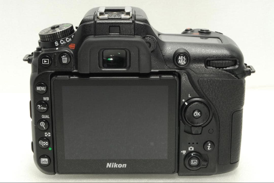 Nikon D7500 ❤️超望遠300mm ダブルレンズ ニコン 一眼レフカメラ