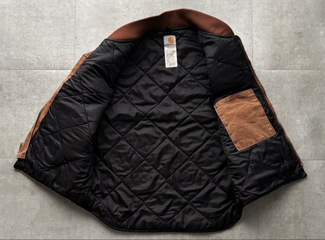 カーハート　ダックベスト　ブラウン　V02 BRN Mサイズ　フェード