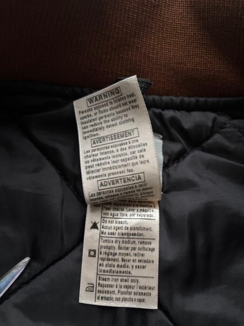 カーハート　ダックベスト　ブラウン　V02 BRN Mサイズ　フェード