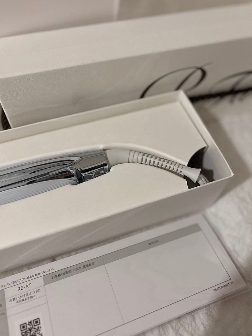 【新品・未使用】ReFa ストレートヘアアイロン プロ ホワイト 2025年製