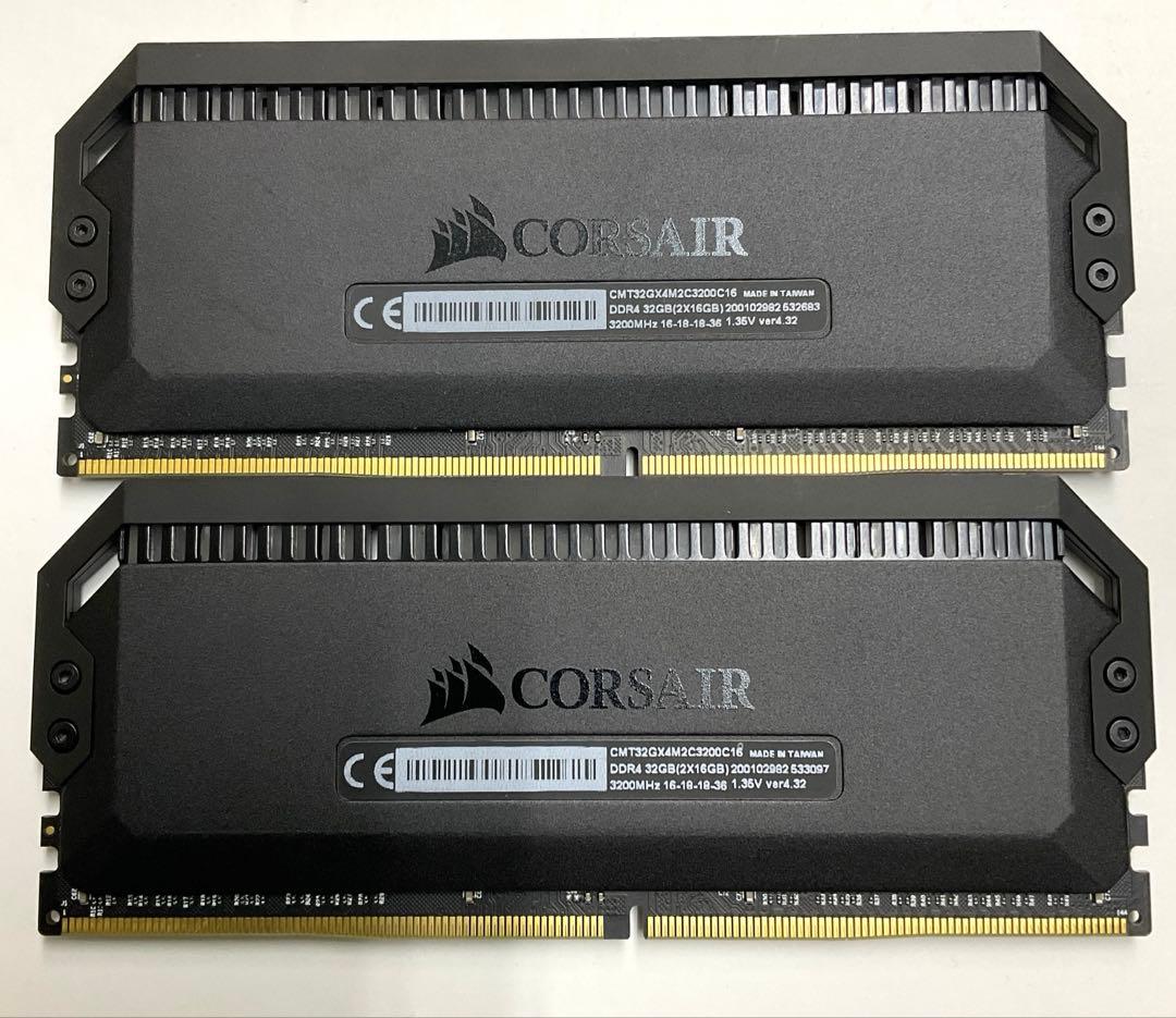 メモリー 32GB Dominator Plutinum RGB DDR4 3200