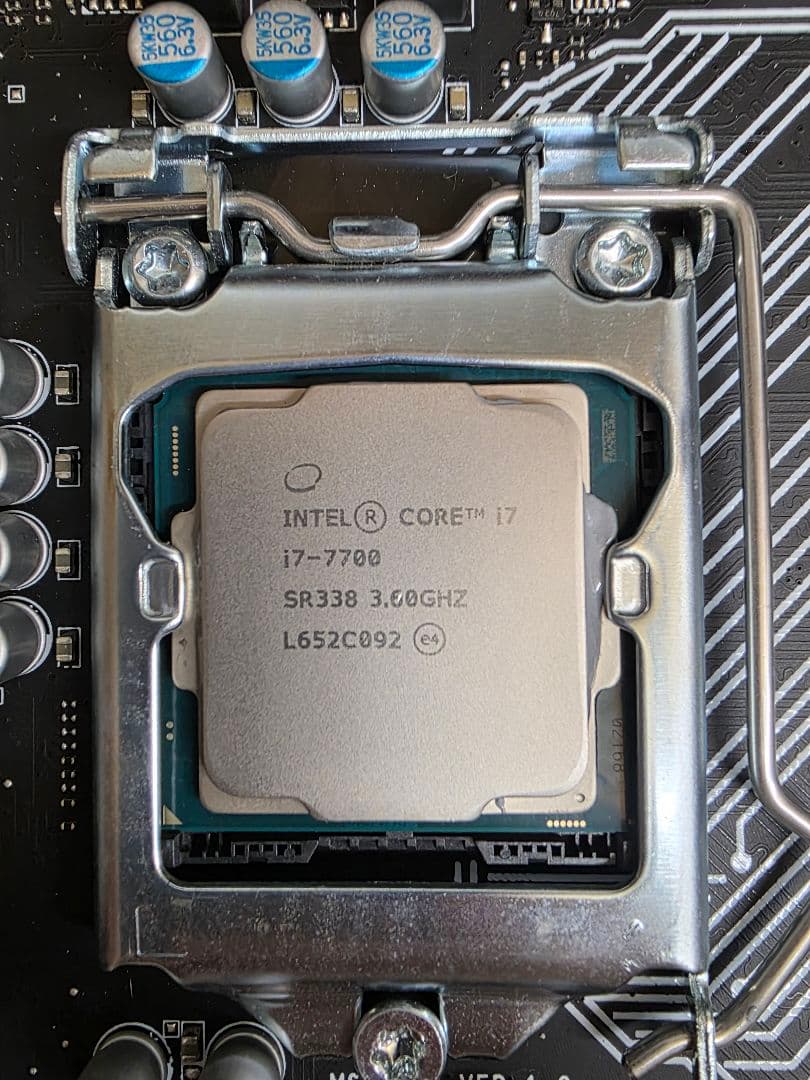 Core i7-7700 CPU + mini-ITXマザーボード