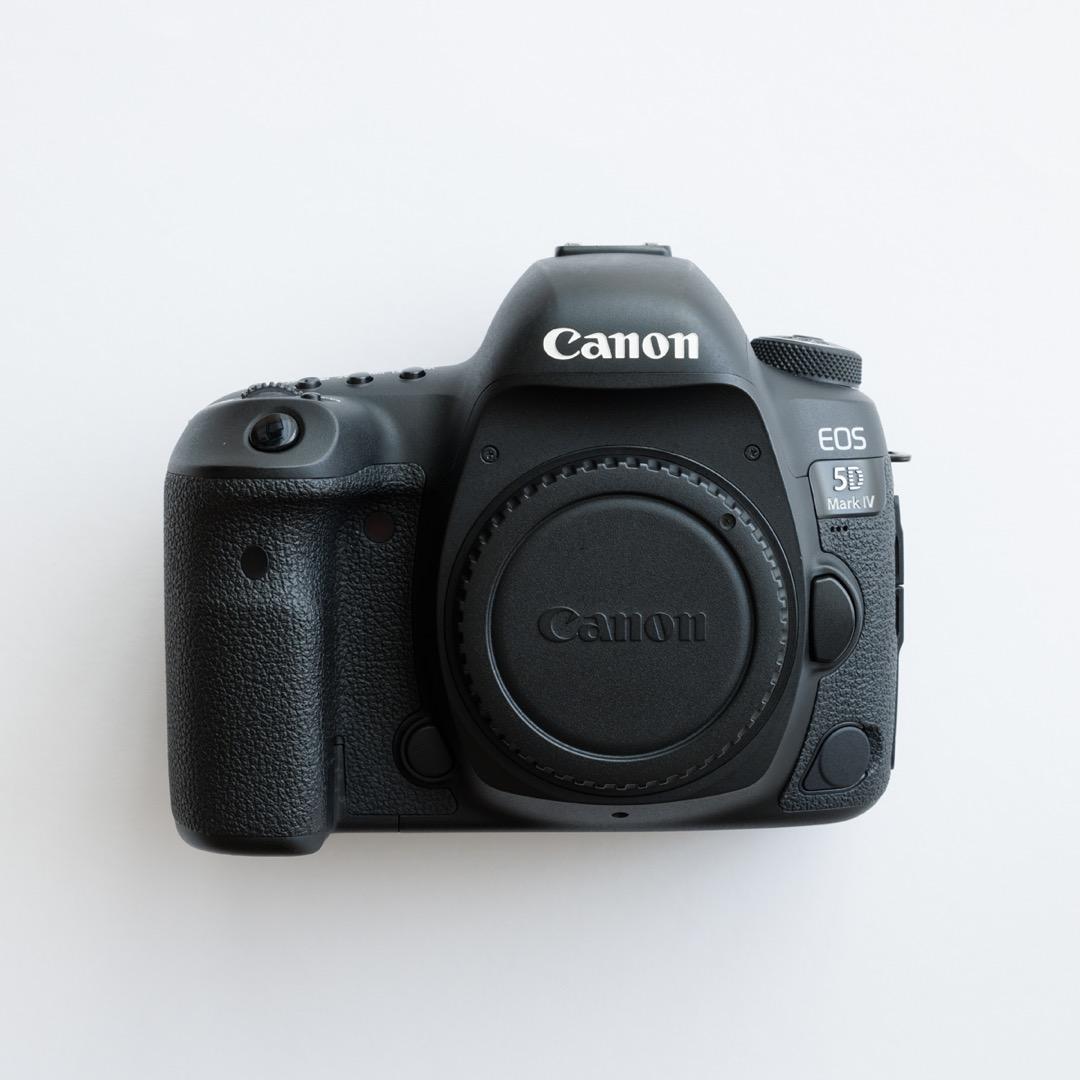 Canon EOS 5D Mark IV + SanDisk CFカード 2枚