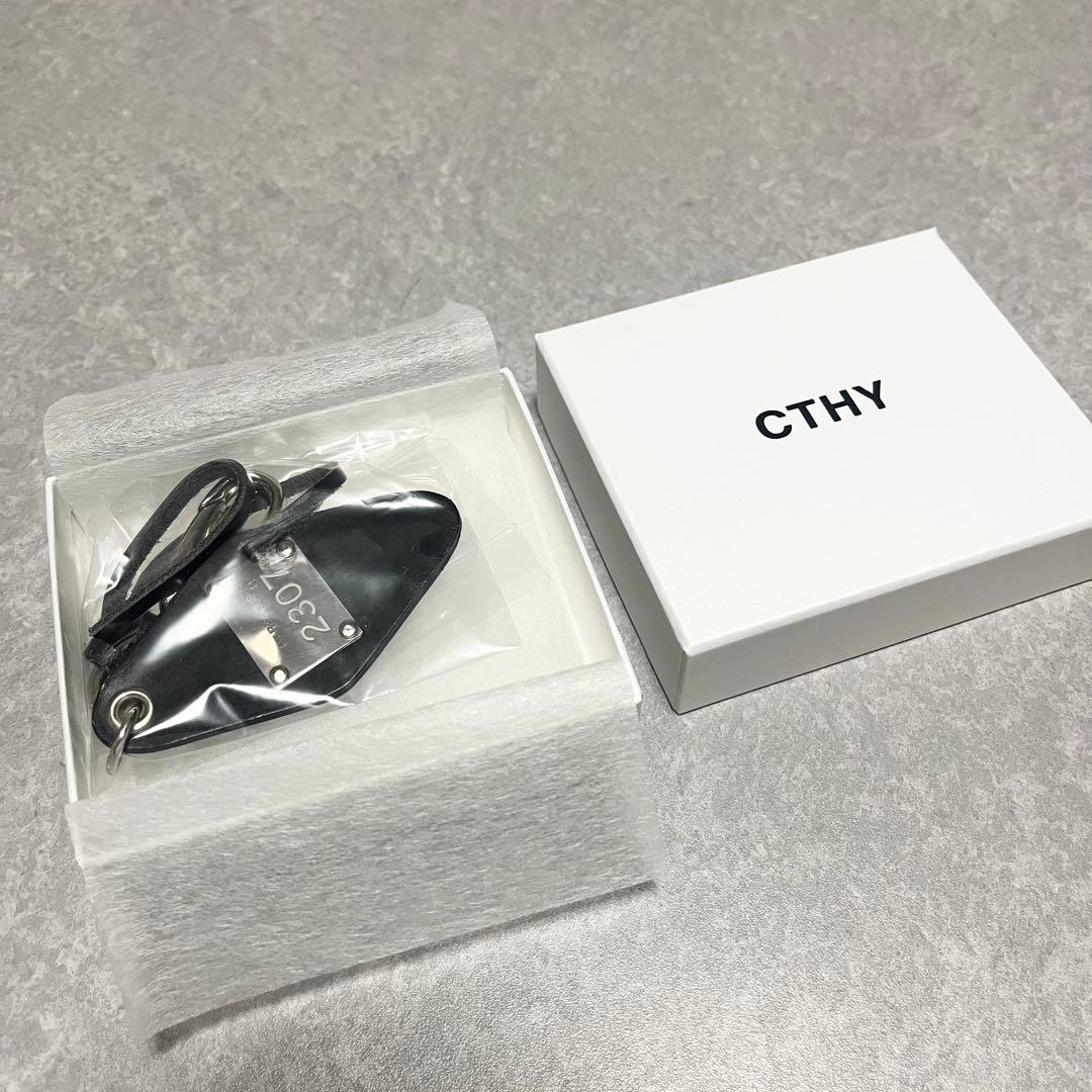 【新品】LUXURY MATERIAL LEATHER ROOM KEYRING