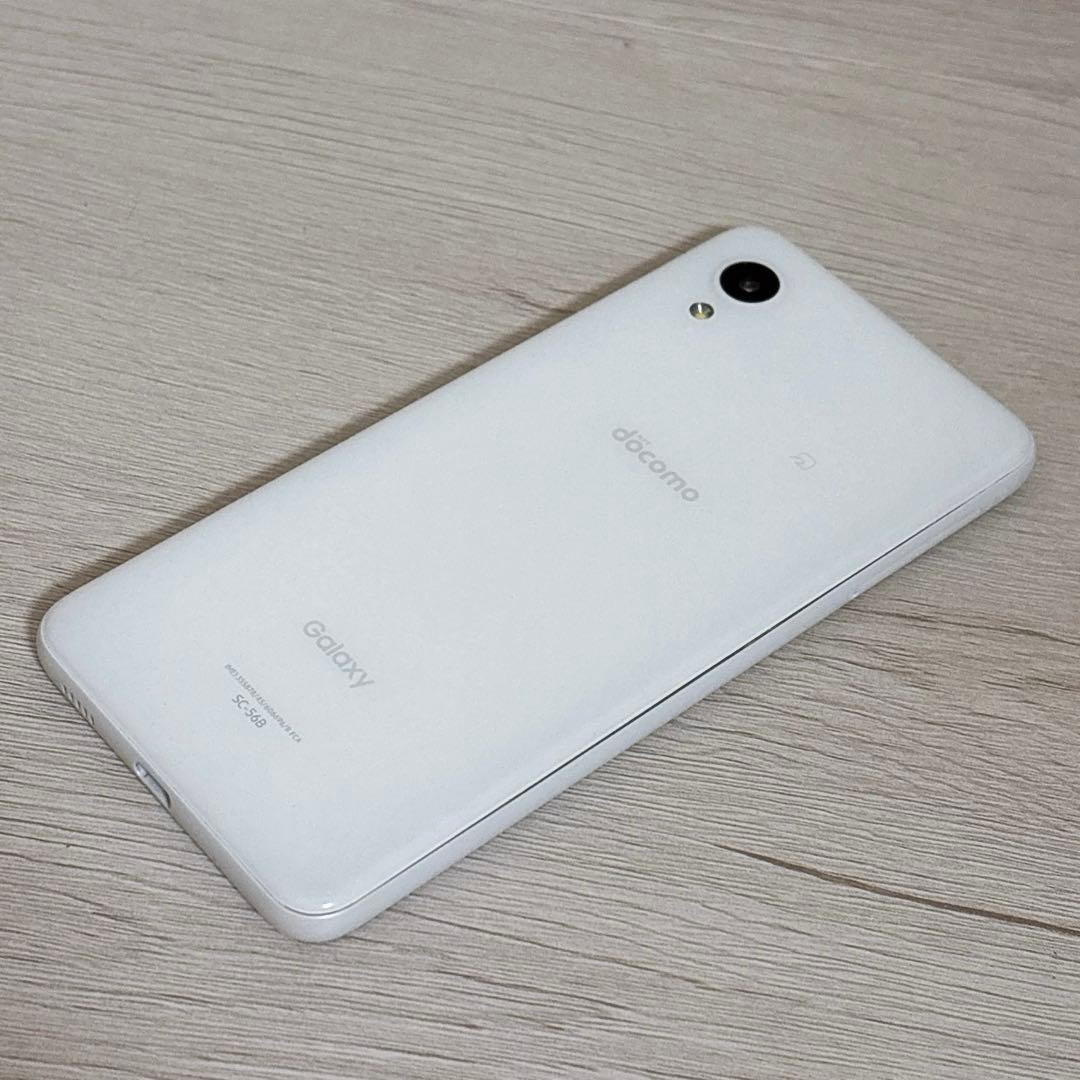 docomo Galaxy A22 5G ホワイト スマホ Android