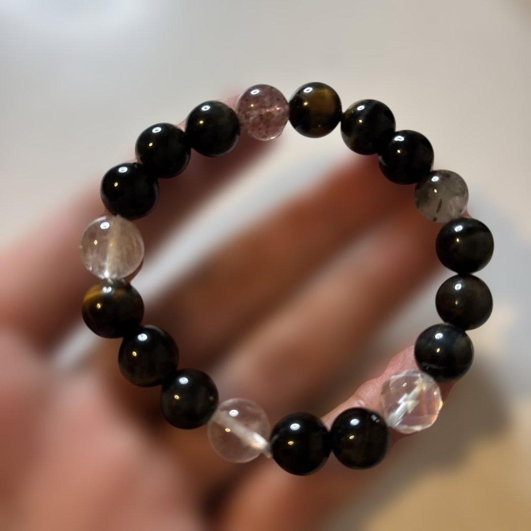 ゼブラタイガーアイたんと水晶、ストロベリークオーツなど！ドガーンとくる！