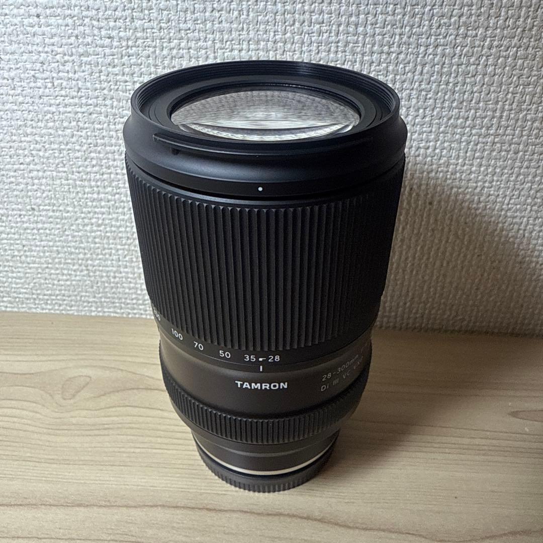 TAMRON　28-300mm F/4-7.1 Di III VC VXD