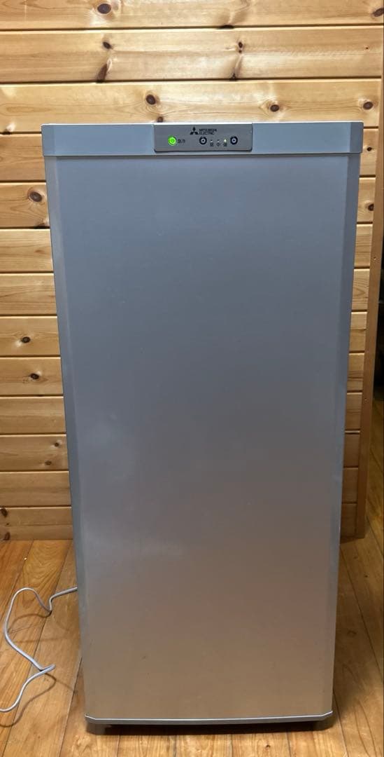 動作〇　冷凍庫 三菱 MF-U12B -S 121L 17年製 フリーザー