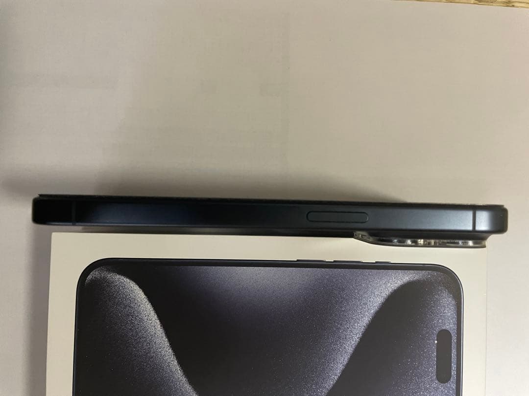 iPhone 15 Pro 128GB バッテリー86% SIMフリー