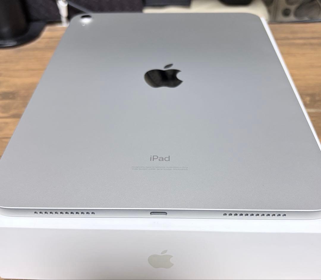 【美品】iPad（第10世代）Wi-Fiモデル／64GB