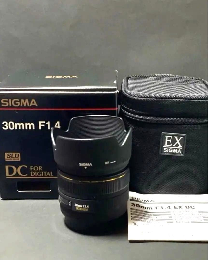SIGMA 30mm F1.4 DC HSM レンズ