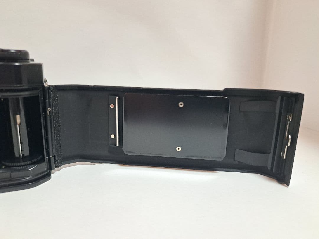 【完動品】Nikon FE2 一眼レフカメラ NIKKOR-H f2 50mm