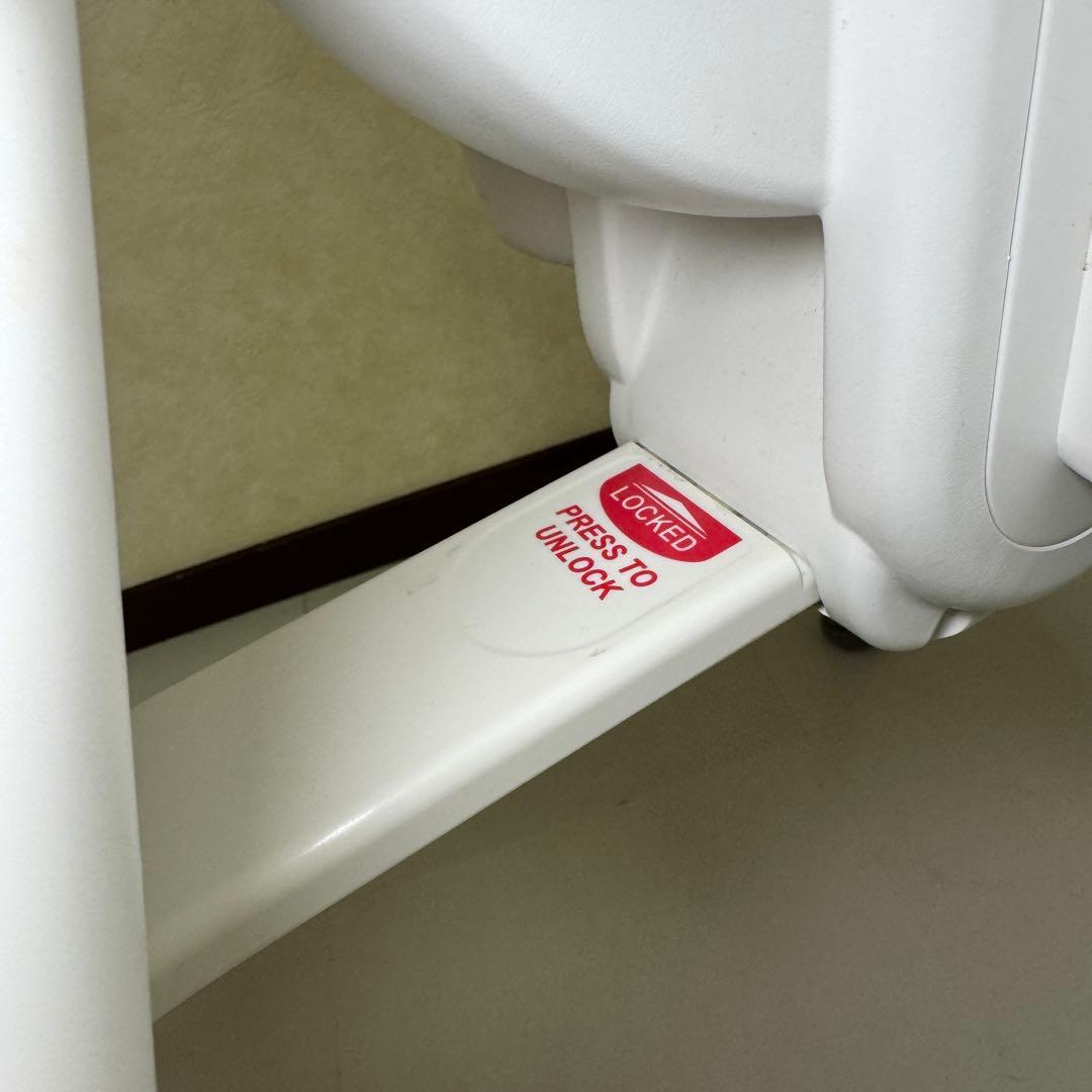 【美品】ベビービョルン　BABYBJORN ハイチェア　テーブル取り外し可