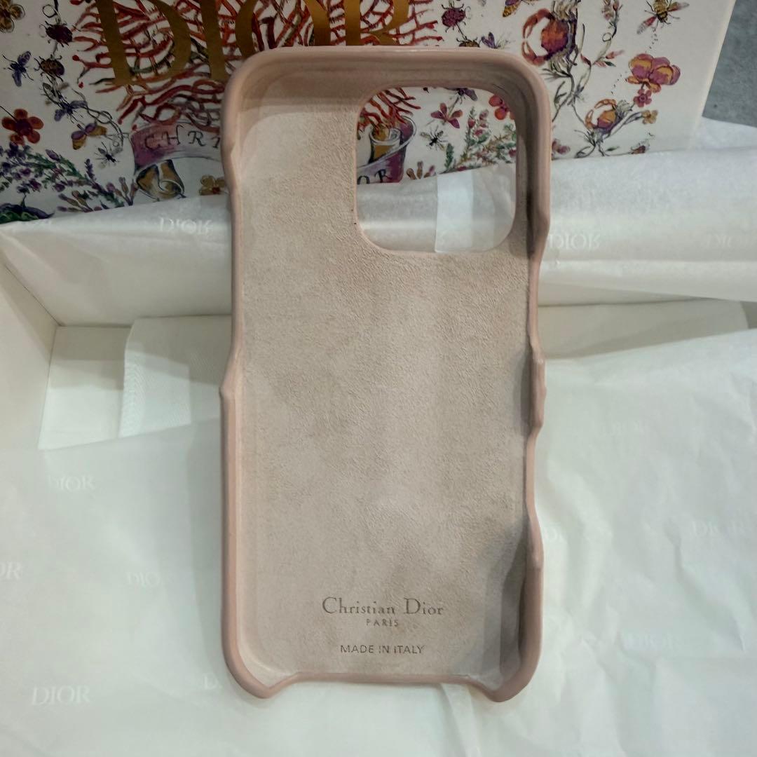 Lady Dior iPhone 16pro ケース　購入証明書あり
