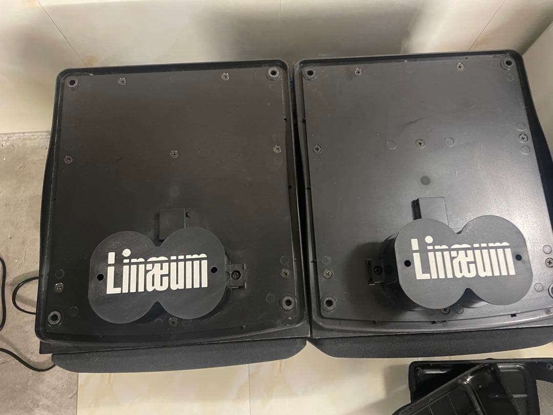 Linaeum A-8スピーカースタンド ブラック