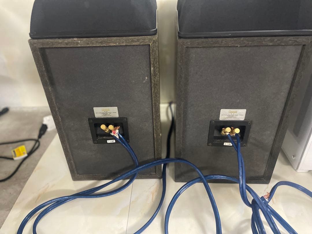 Linaeum A-8スピーカースタンド ブラック