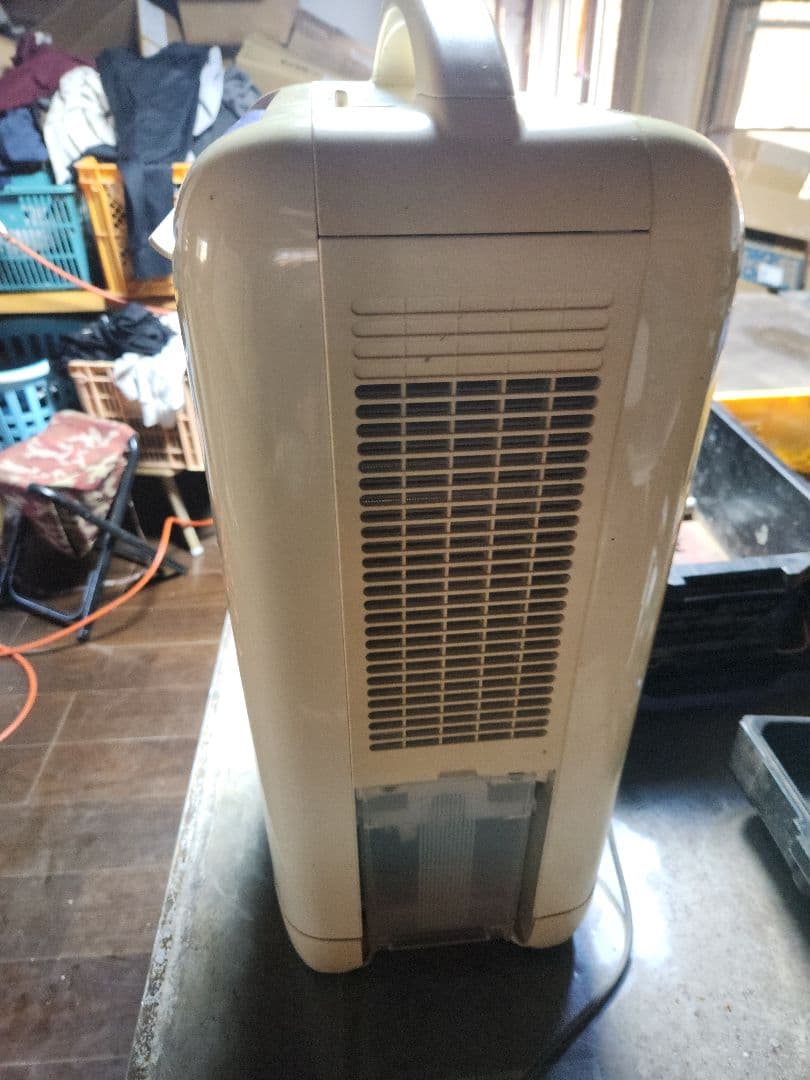 シャープ衣類乾燥機CV-C100-W