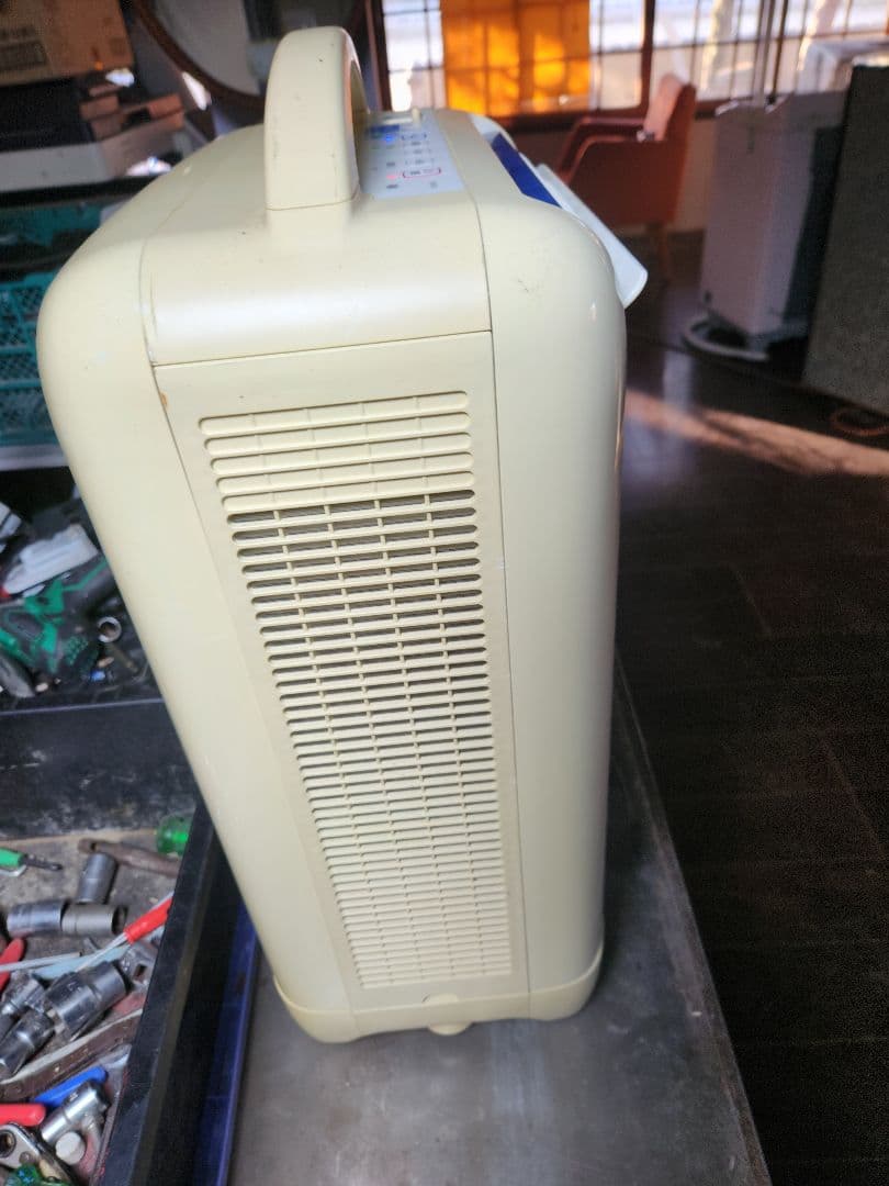 シャープ衣類乾燥機CV-C100-W