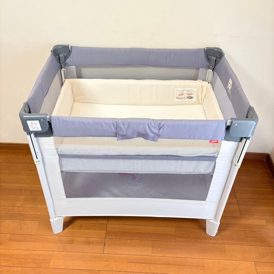 【付属品完備・匿名配送】アップリカ ココネルエアーABベビーベッド グレーベアー