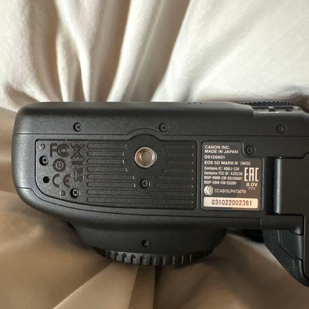 Canon デジタル一眼レフカメラ 「EOS 5D Mark IV