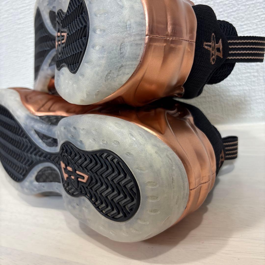 Nike Foamposite ブラック/ブロンズ 30.5センチ