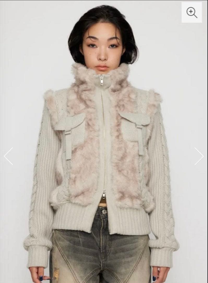 LAGUA GEM ファー付きライトグレージャンパー